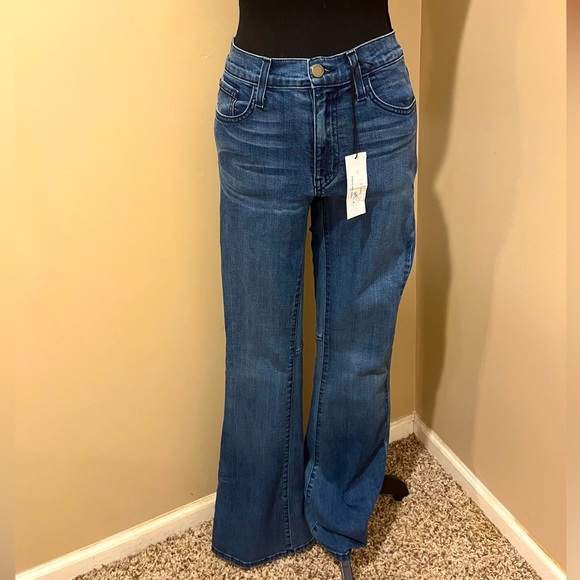 02 Denim Bootcut Jeans. Waist  sizes 24 & 26, inseam 34” - Picture 1 of 8
